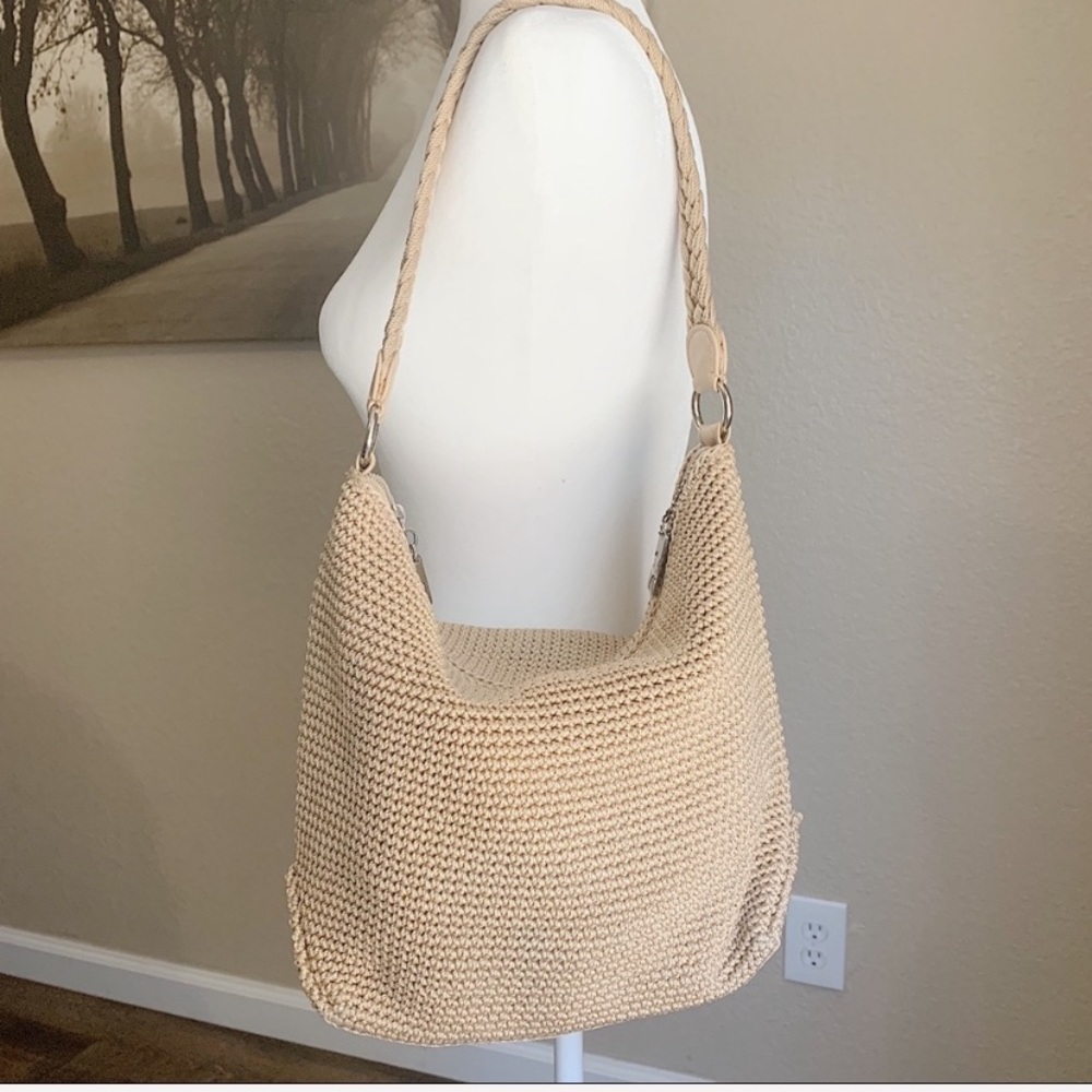 Lina tan knit bag Excellent Used Condition